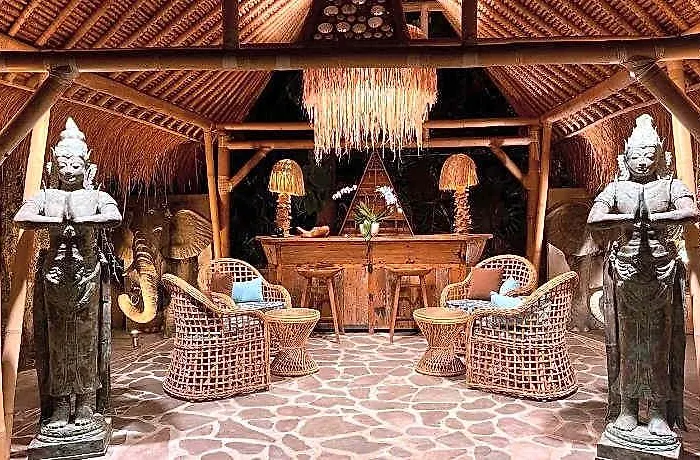 Louka Bali 5* Tembok