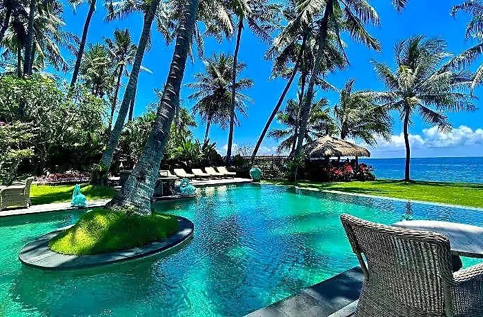 Louka Bali 5* Tembok