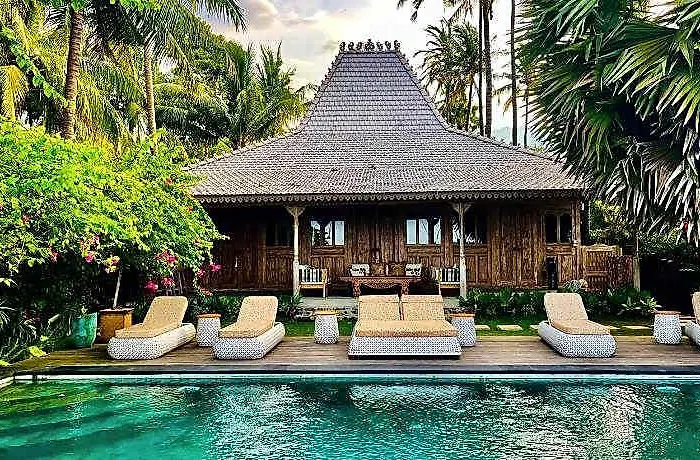 Louka Bali 5* Tembok
