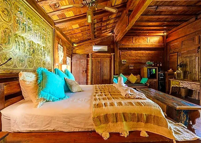 Louka Bali 5* Tembok