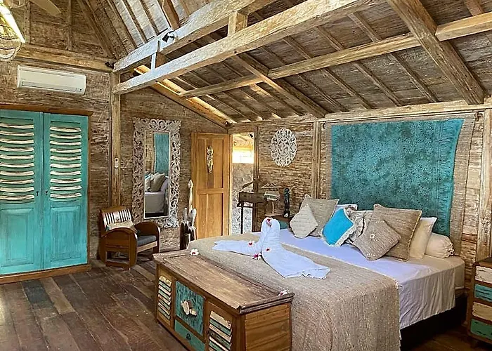 Louka Bali 5* Tembok