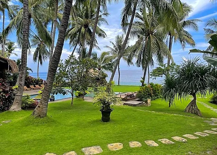 Louka Bali 5* Tembok